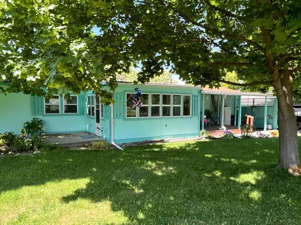 705 15th Ave E, Polson, MT 59860