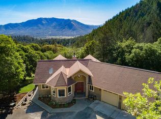 1086 Cantrall Rd, Jacksonville, OR