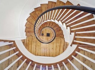 14 Cambridge St, Salem, MA 01970