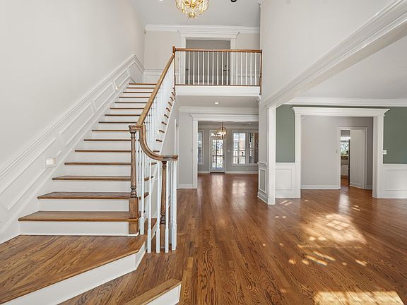 2nd image of 2198 Dogwood Oaks Dr