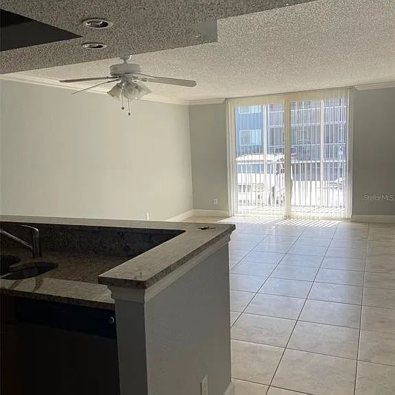 2755 Coconut Bay Ln #119-1K — Photo 4