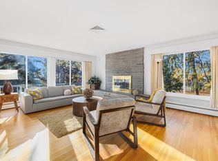 2232 Boston Neck Rd, Saunderstown, RI 02874