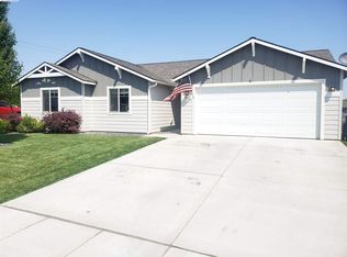 601 Botaka Loop, Benton City, WA 99320