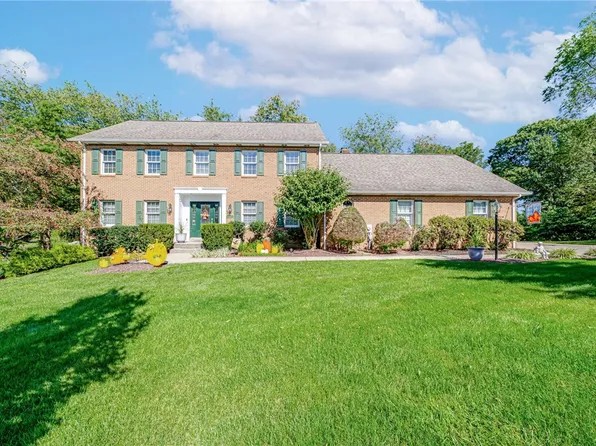 105 Raven Dr, Greensburg, PA 15601