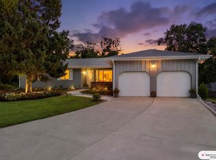 10061 Miami Cir, Omaha, NE 68134
