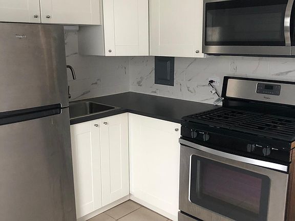 3rd image of 5506 W 19th St APT 1E