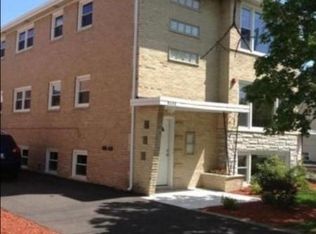 5172 W 87th St APT 2, Burbank, IL 60459