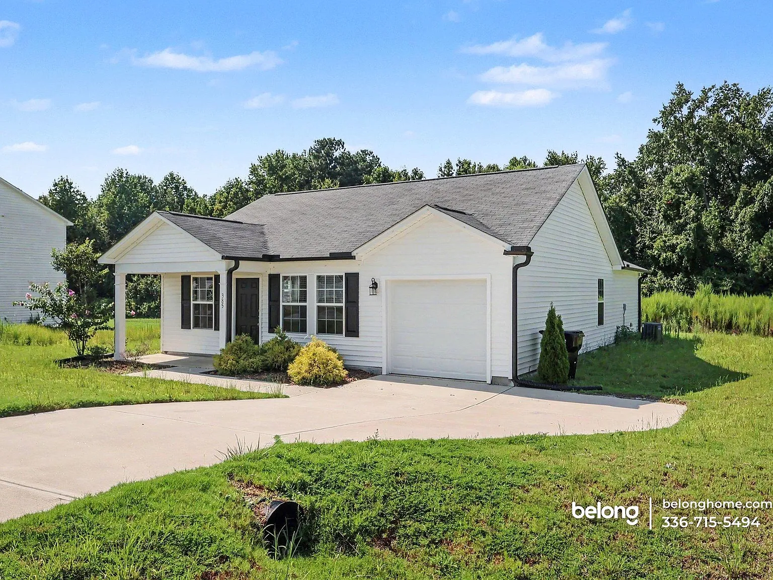 3 bed, 2.0 bath, 1400 sqft, $1,875 — Photo 3