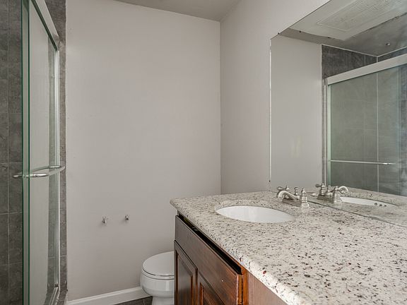 2nd image of 2612 San Pedro St APT 112