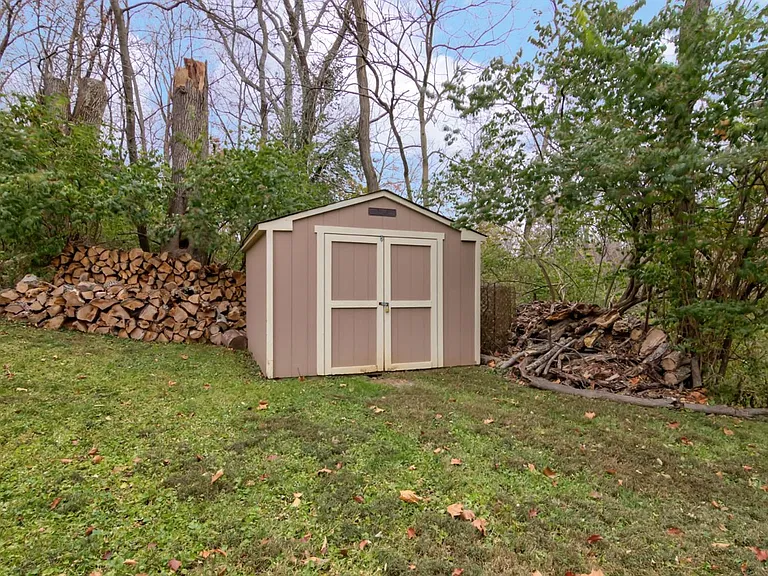 8589 Wicklow Ave — Photo 22
