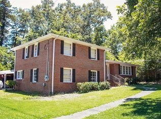 264 Pineview Dr, Lawrenceville, GA 30046