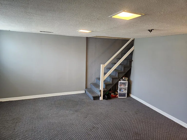 4431 Tolbut St — Photo 13