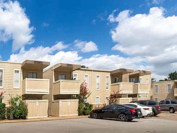 Thompson Square Apts., LLC