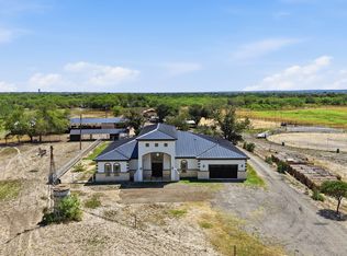 14906 Somerset Rd, Von Ormy, TX 78073