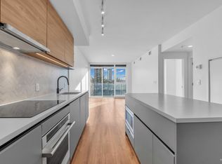 13428 105th Ave #907, Surrey, BC