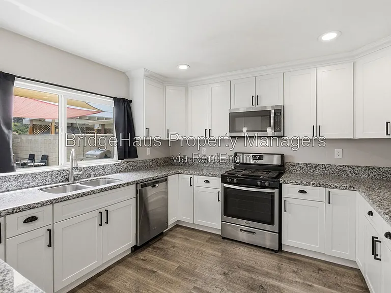 6379 Elsberry St — Photo 17