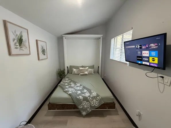 (undisclosed Address), Crestline, CA 92325