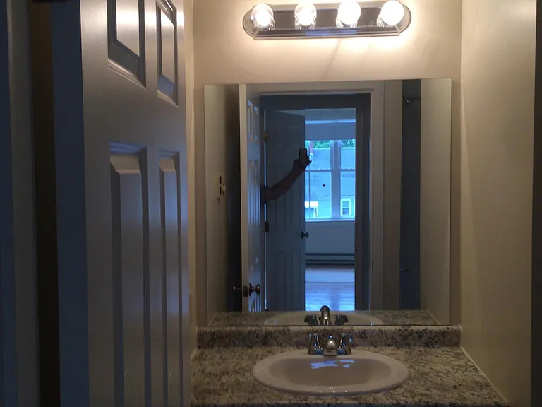 66 W Hollis St #7 — Photo 9