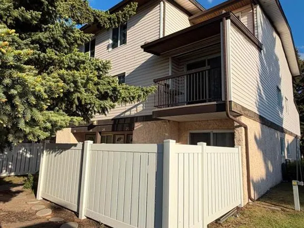 3745 E Fonda Way SE #25, Calgary, AB T2A 5W7