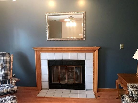 5th image of 112 Hilltop Dr
