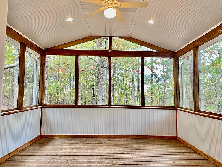 325 Catlin Rd — Photo 3
