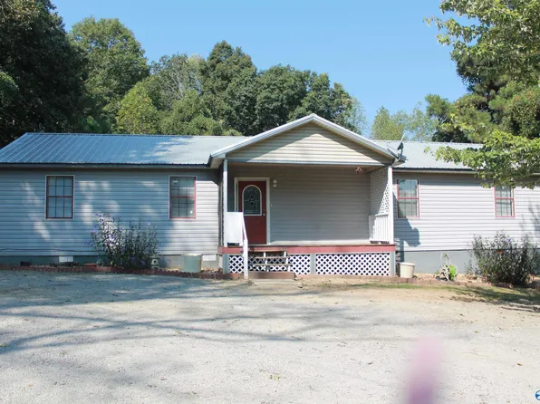 1139 Roundtop Rd, Vinemont, AL 35179