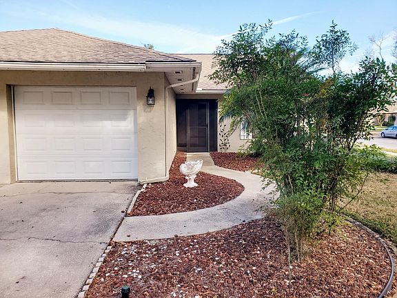 2nd image of 9837 Carmel Park Dr