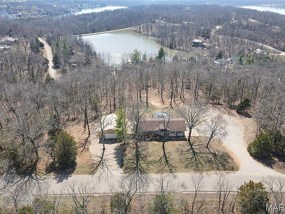 3rd image of 1568 Rue Riviera