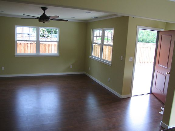 4th image of 1166 Sherwood Ave