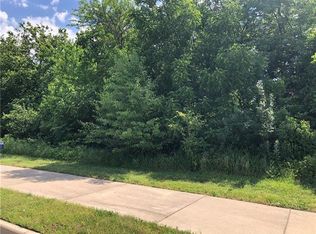 6755 Maurer Rd, Shawnee, KS 66217