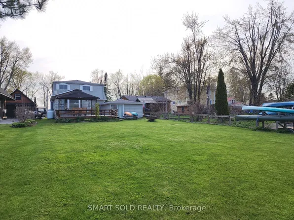 75 Lake Ave, Ramara, ON L0K 1B0