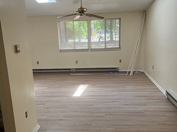 5th image of 7894 Crofton Dr