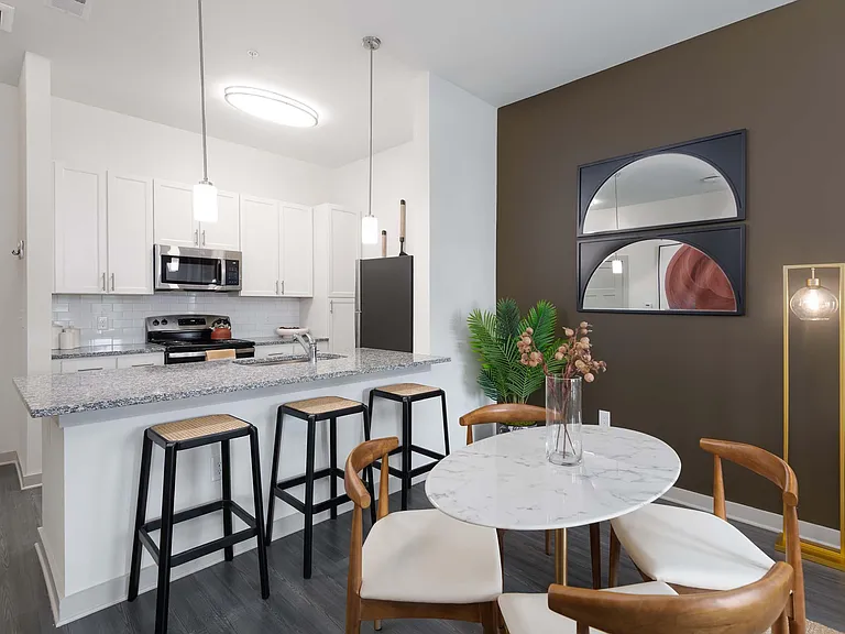The Flats at Laurel & Pine — Photo 22