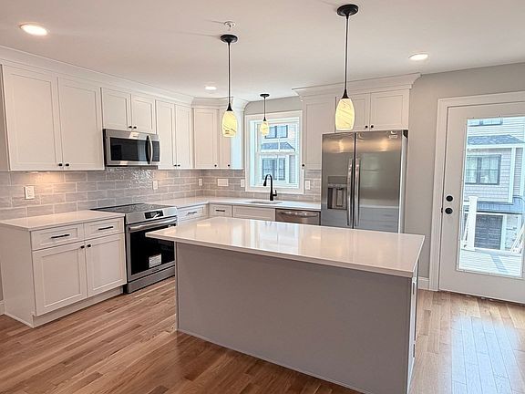 5th image of 9 Acton Rd #4