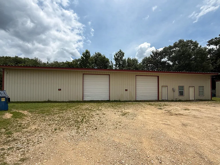 26605 E River Rd #A — Photo 19