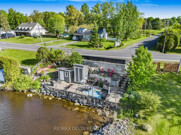 162 Front Rd W, Champlain, ON K0B 1K0