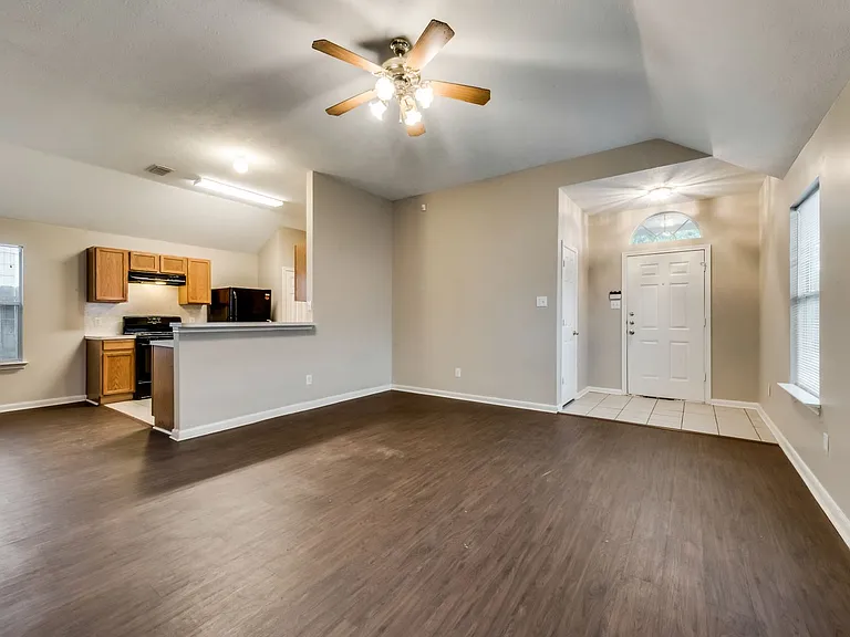 8342 Fuqua Gardens Dr — Photo 6