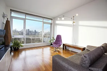 Rented by Space Marketing Shop