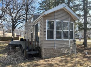 807 E Lake St, Osakis, MN 56360