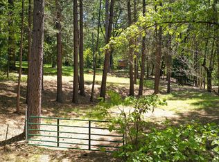 12833 Blue Jay Ct, Grass Valley, CA 95949