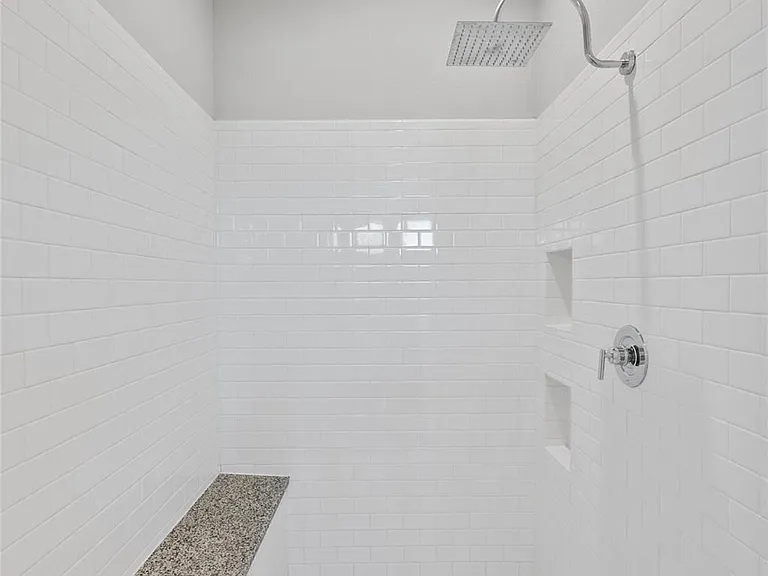 341 Bitterroot Ln — Photo 23