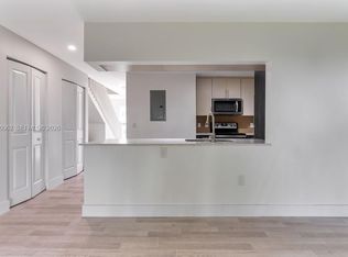 2767 NW 191st Ter, Miami Gardens, FL 33056