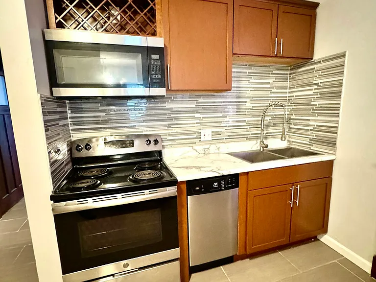 5122 Goethe Ave #5122 — Photo 12