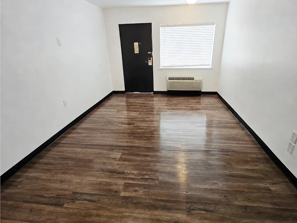 4932 State Highway 76 #111