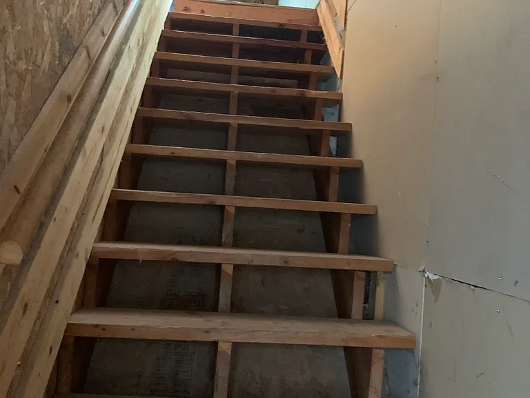 stairs to loft above garage