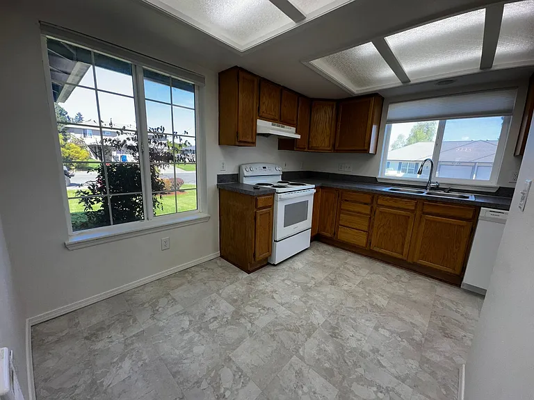 Recently Renovated Two Bedroom Two Bath Duplex — Photo 3