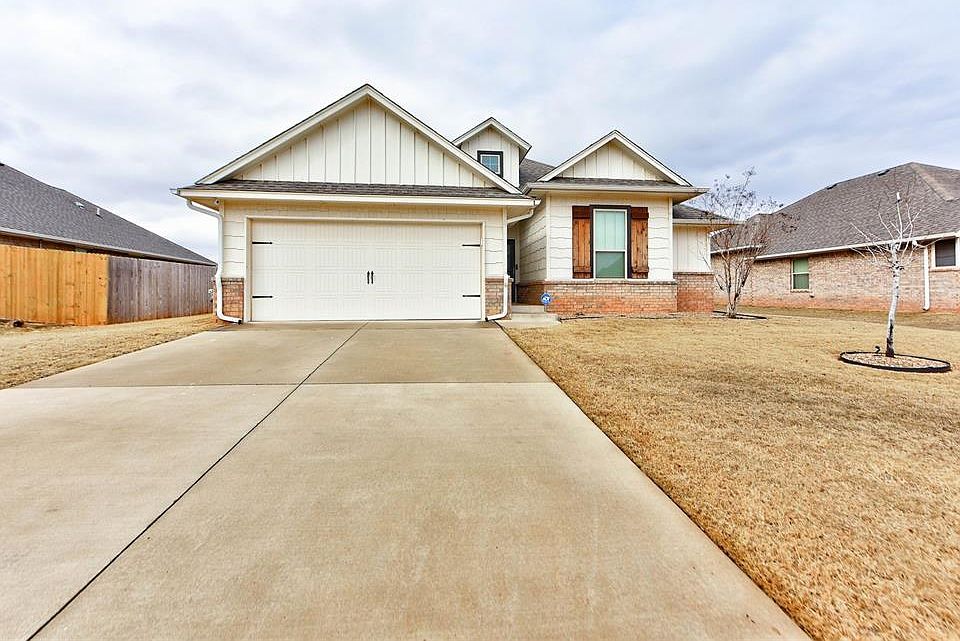 1st image of 605 John Chisholm Way