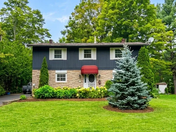 173 Richard St, Bracebridge, ON P1L 1J3