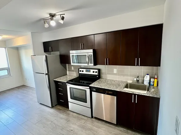1420 Dupont St, Toronto, ON
