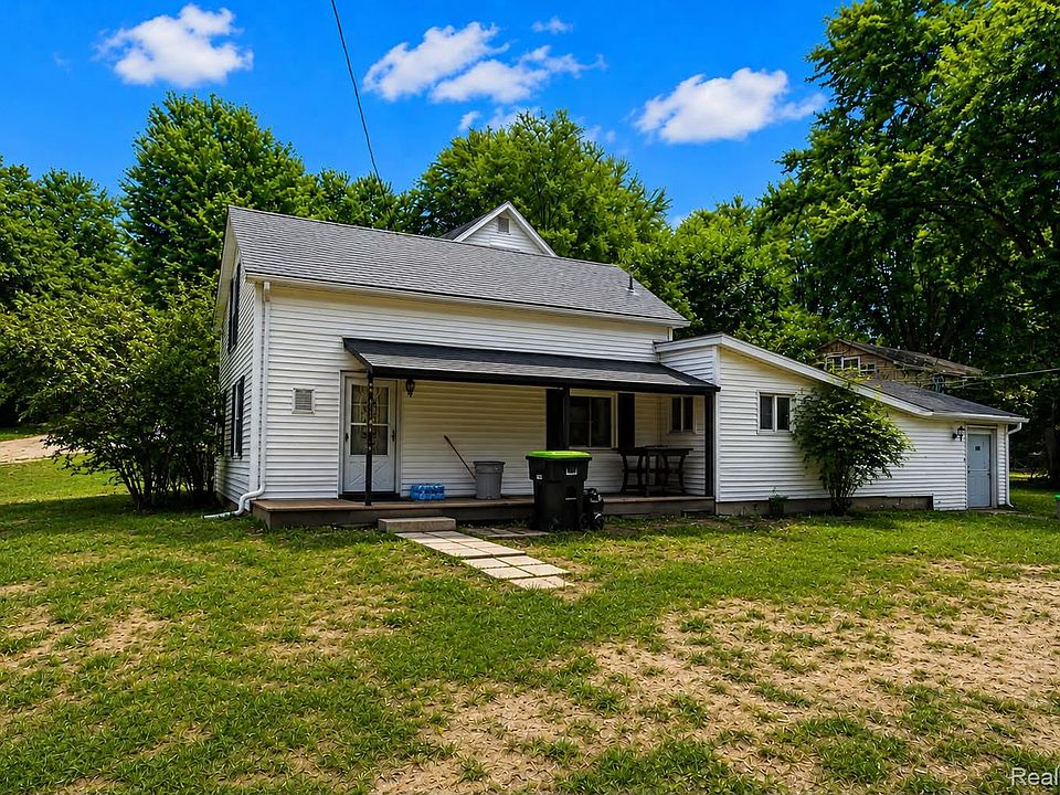 1st image of 8368 Vassar Rd